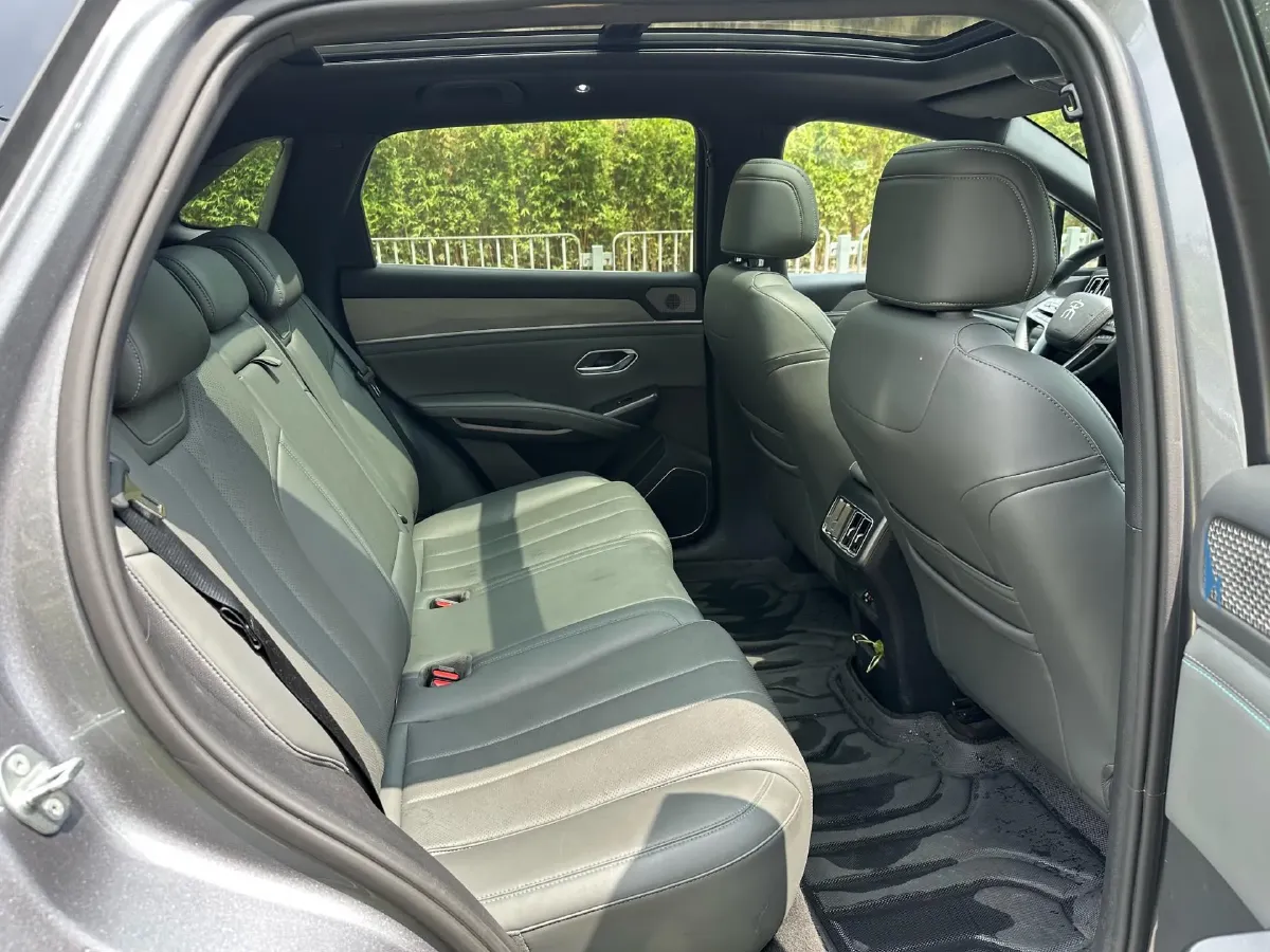 2025 BYD SongL DM-i 1.5L 101HP L4 E-CVT PHEV 18.3KWH,autocango,china used car exporter,china ev exporter,chinese used car exporter,chinese used ev exporter