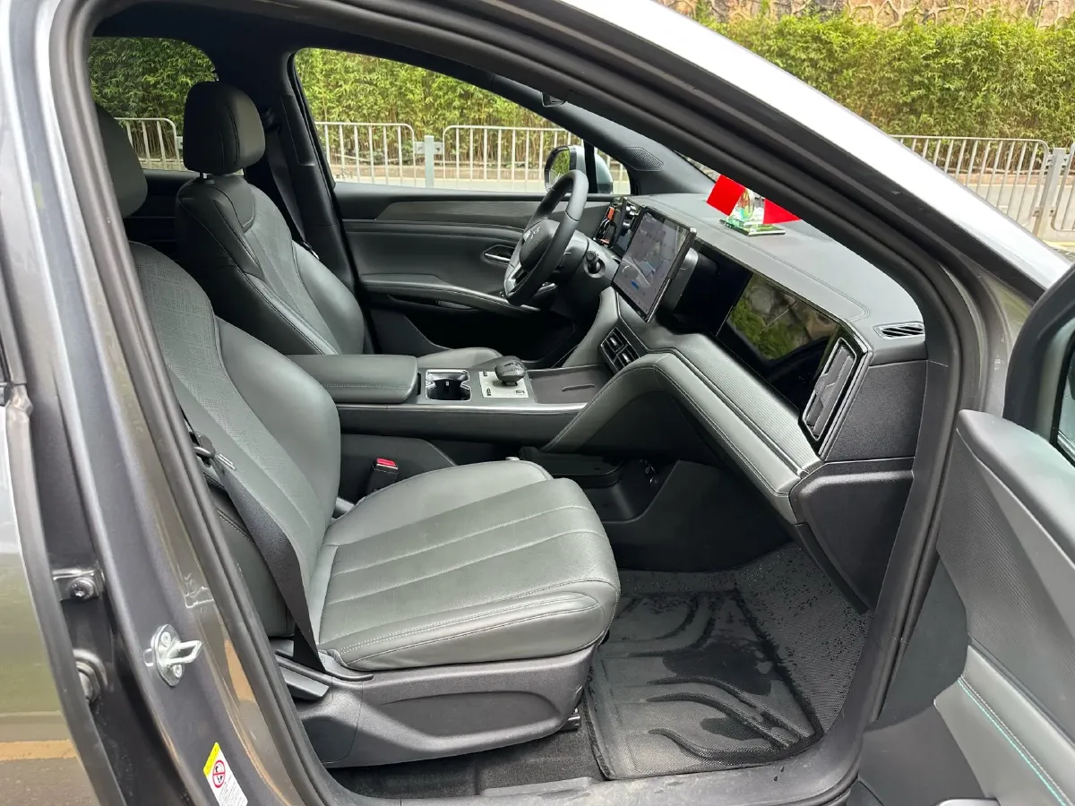 2025 BYD SongL DM-i 1.5L 101HP L4 E-CVT PHEV 18.3KWH,autocango,china used car exporter,china ev exporter,chinese used car exporter,chinese used ev exporter