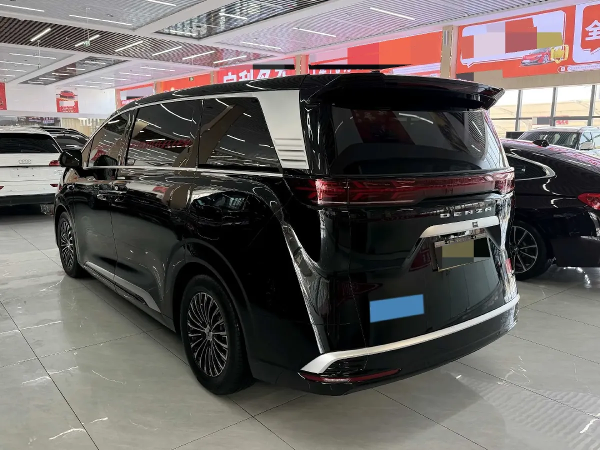 2025 Denza D9 1.5T 156HP L4 E-CVT PHEV 40KWH,autocango,china used car exporter,china ev exporter,chinese used car exporter,chinese used ev exporter