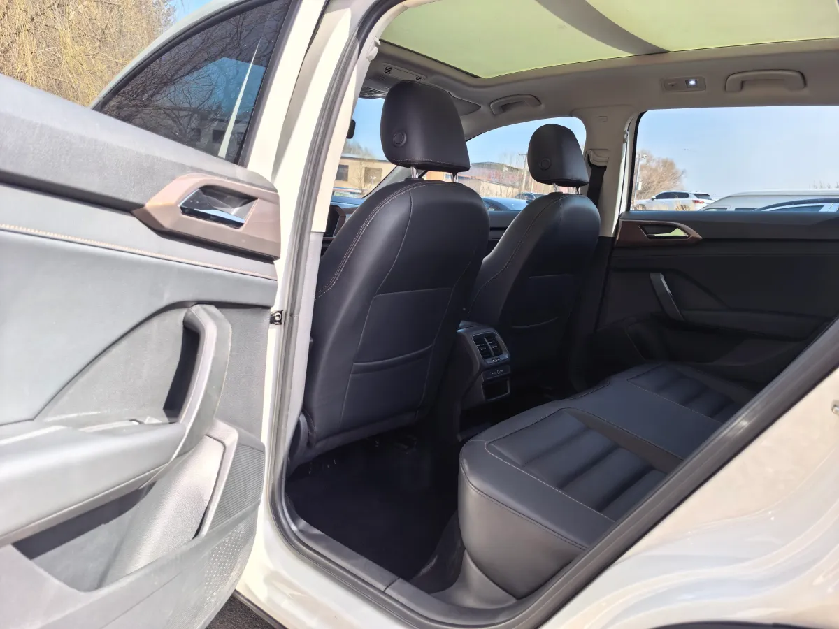 2022 Volkswagen Tharu 1.4T 150HP L4 7DCT,autocango,china used car exporter,china ev exporter,chinese used car exporter,chinese used ev exporter