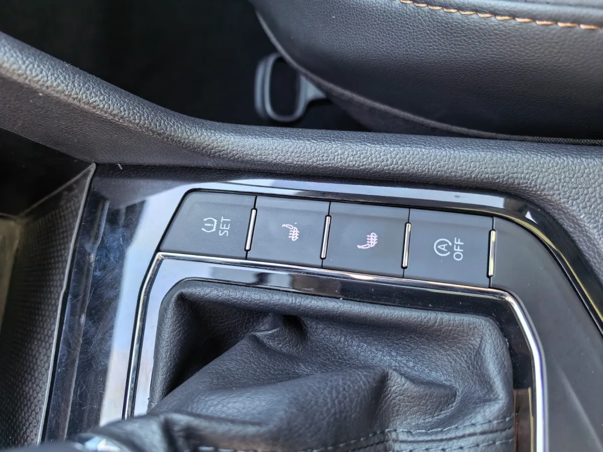 2022 Volkswagen Tharu 1.4T 150HP L4 7DCT,autocango,china used car exporter,china ev exporter,chinese used car exporter,chinese used ev exporter