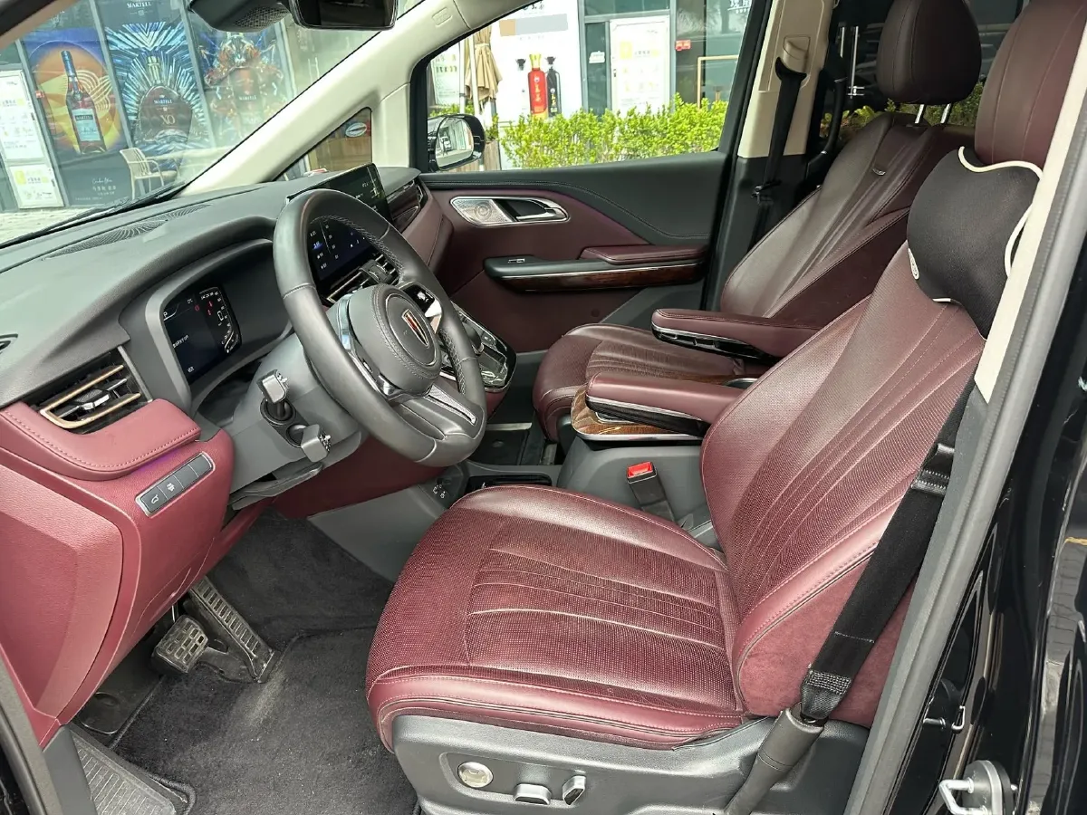 2023 HongQi HQ9 2.0T 252HP L4 8AT,autocango,china used car exporter,china ev exporter,chinese used car exporter,chinese used ev exporter