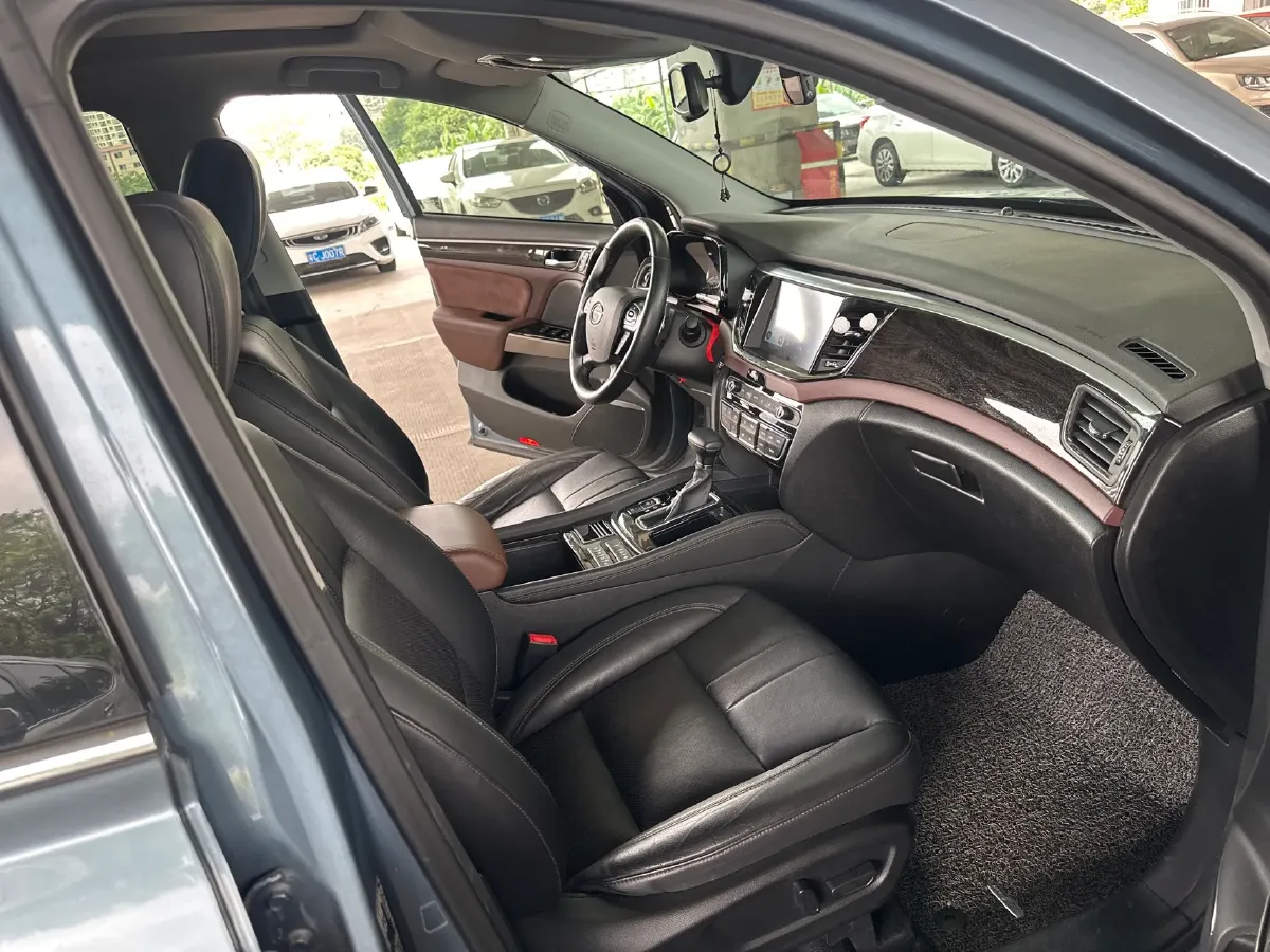 2017 GAC Trumpchi GS8 2.0T 201HP L4 6AT,autocango,china used car exporter,china ev exporter,chinese used car exporter,chinese used ev exporter