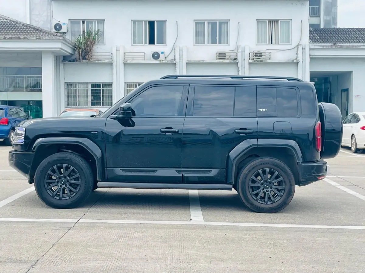 2025 FangChengBao Bao 5 1.5T 194HP L4 E-CVT PHEV 31.8KWH,autocango,china used car exporter,china ev exporter,chinese used car exporter,chinese used ev exporter