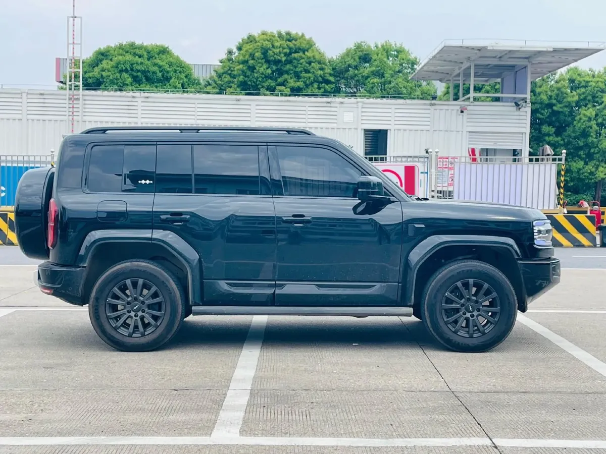 2025 FangChengBao Bao 5 1.5T 194HP L4 E-CVT PHEV 31.8KWH,autocango,china used car exporter,china ev exporter,chinese used car exporter,chinese used ev exporter