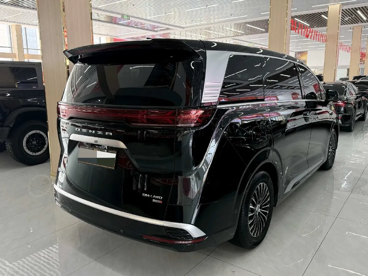 2025 Denza D9 1.5T 156HP L4 E-CVT PHEV 40KWH,autocango,china used car exporter,china ev exporter,chinese used car exporter,chinese used ev exporter