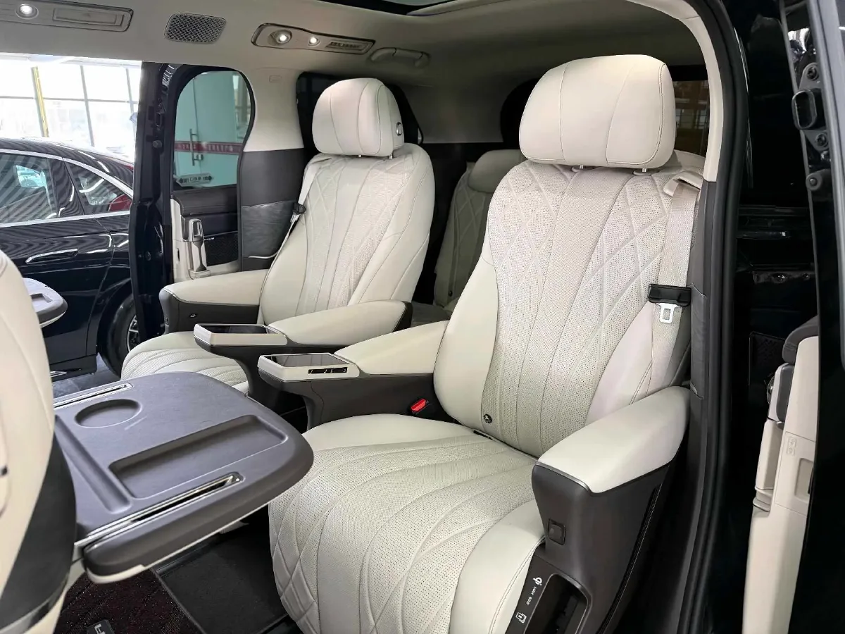 2025 Denza D9 1.5T 156HP L4 E-CVT PHEV 40KWH,autocango,china used car exporter,china ev exporter,chinese used car exporter,chinese used ev exporter