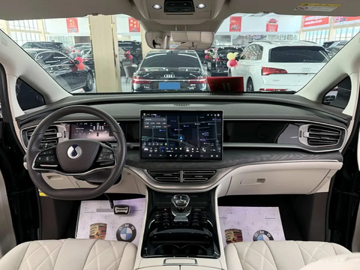2025 Denza D9 1.5T 156HP L4 E-CVT PHEV 40KWH,autocango,china used car exporter,china ev exporter,chinese used car exporter,chinese used ev exporter