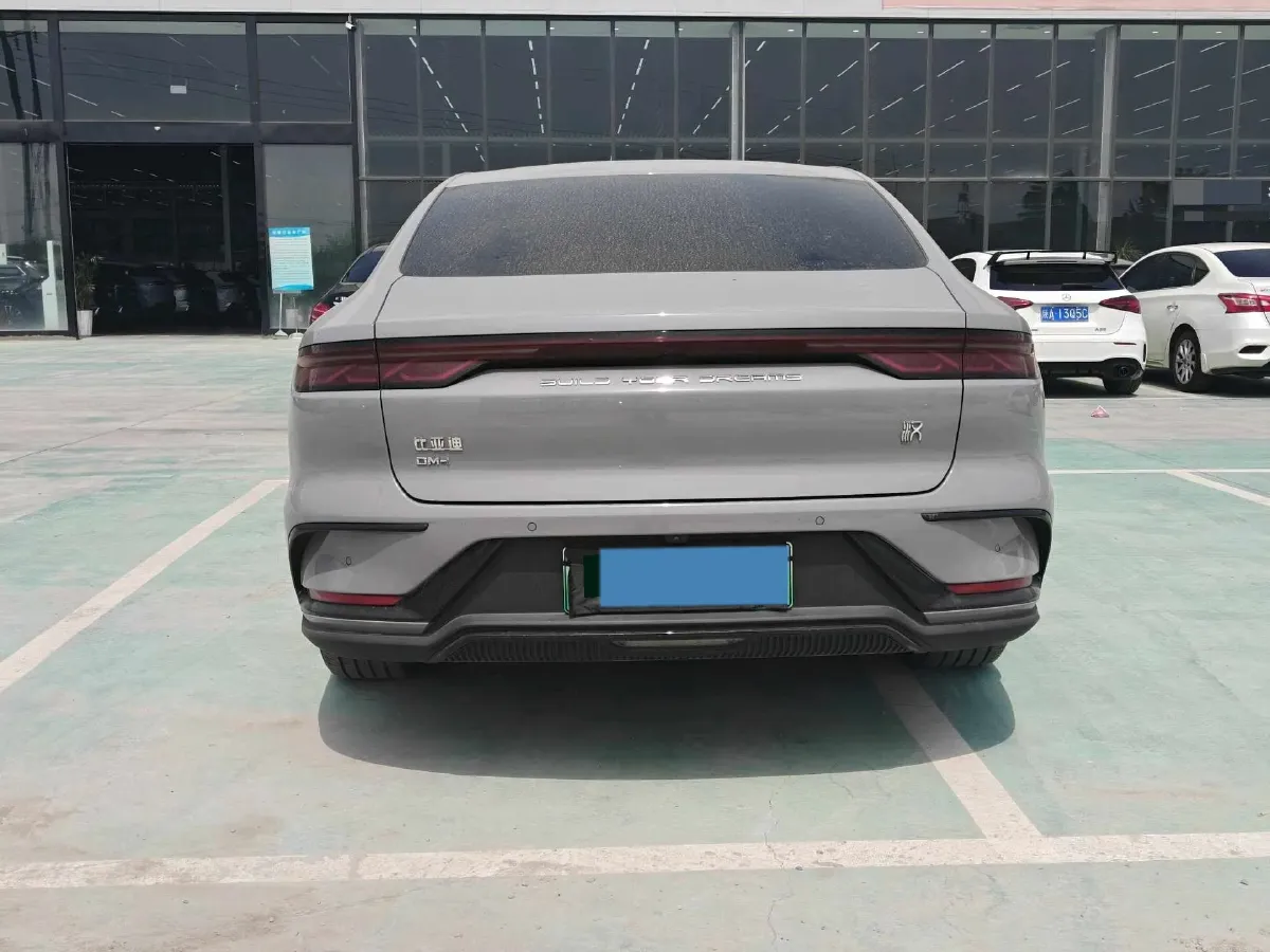 2025 BYD Han 1.5T 156HP L4 E-CVT PHEV,autocango,china used car exporter,china ev exporter,chinese used car exporter,chinese used ev exporter