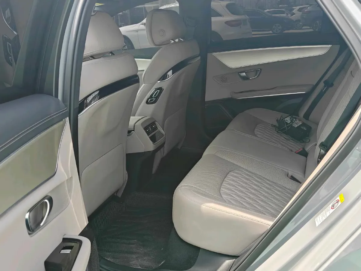 2025 BYD Han 1.5T 156HP L4 E-CVT PHEV,autocango,china used car exporter,china ev exporter,chinese used car exporter,chinese used ev exporter