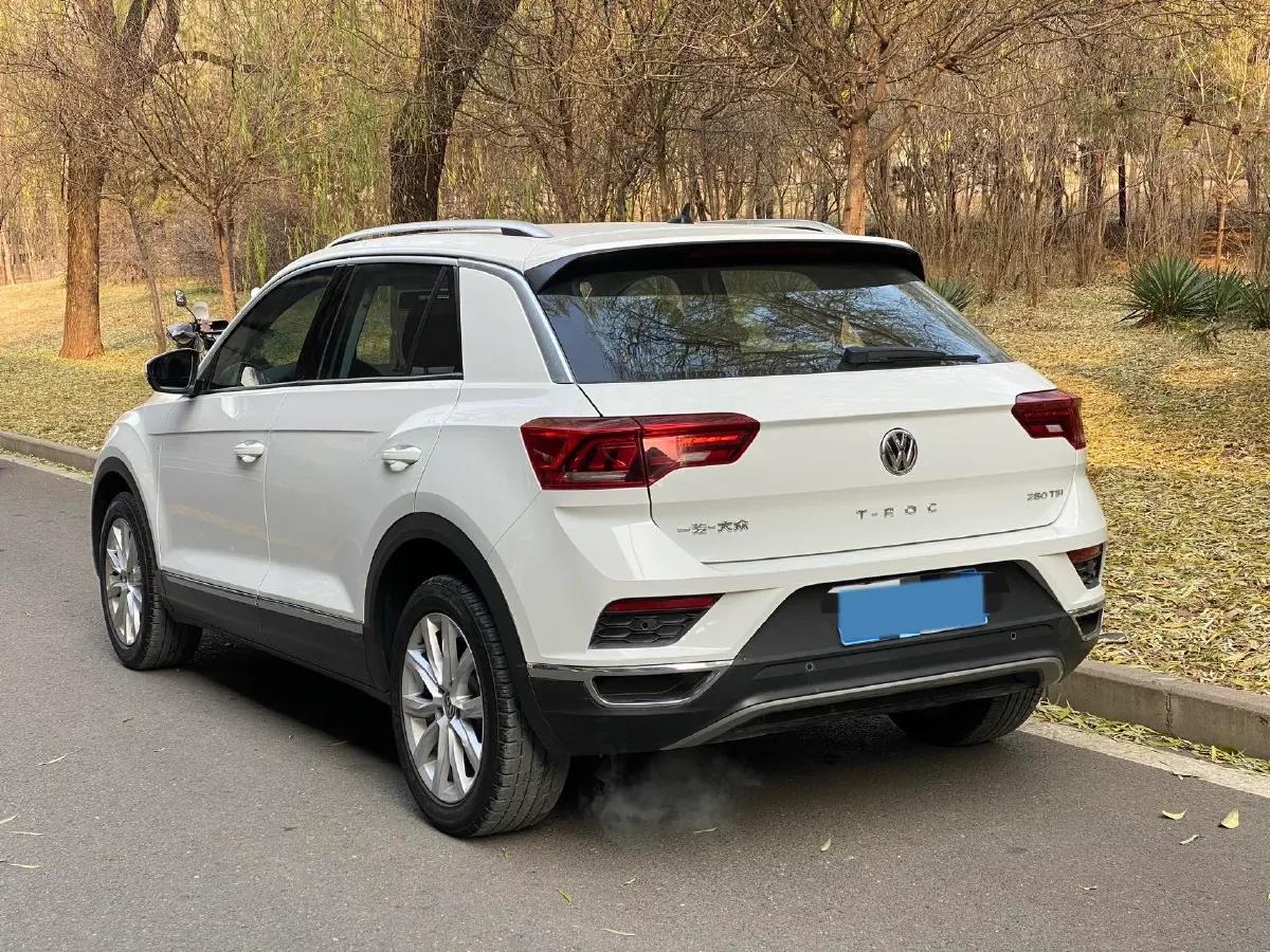 2020 Volkswagen T-Roc 1.4T 150HP L4 7DCT,autocango,china used car exporter,china ev exporter,chinese used car exporter,chinese used ev exporter