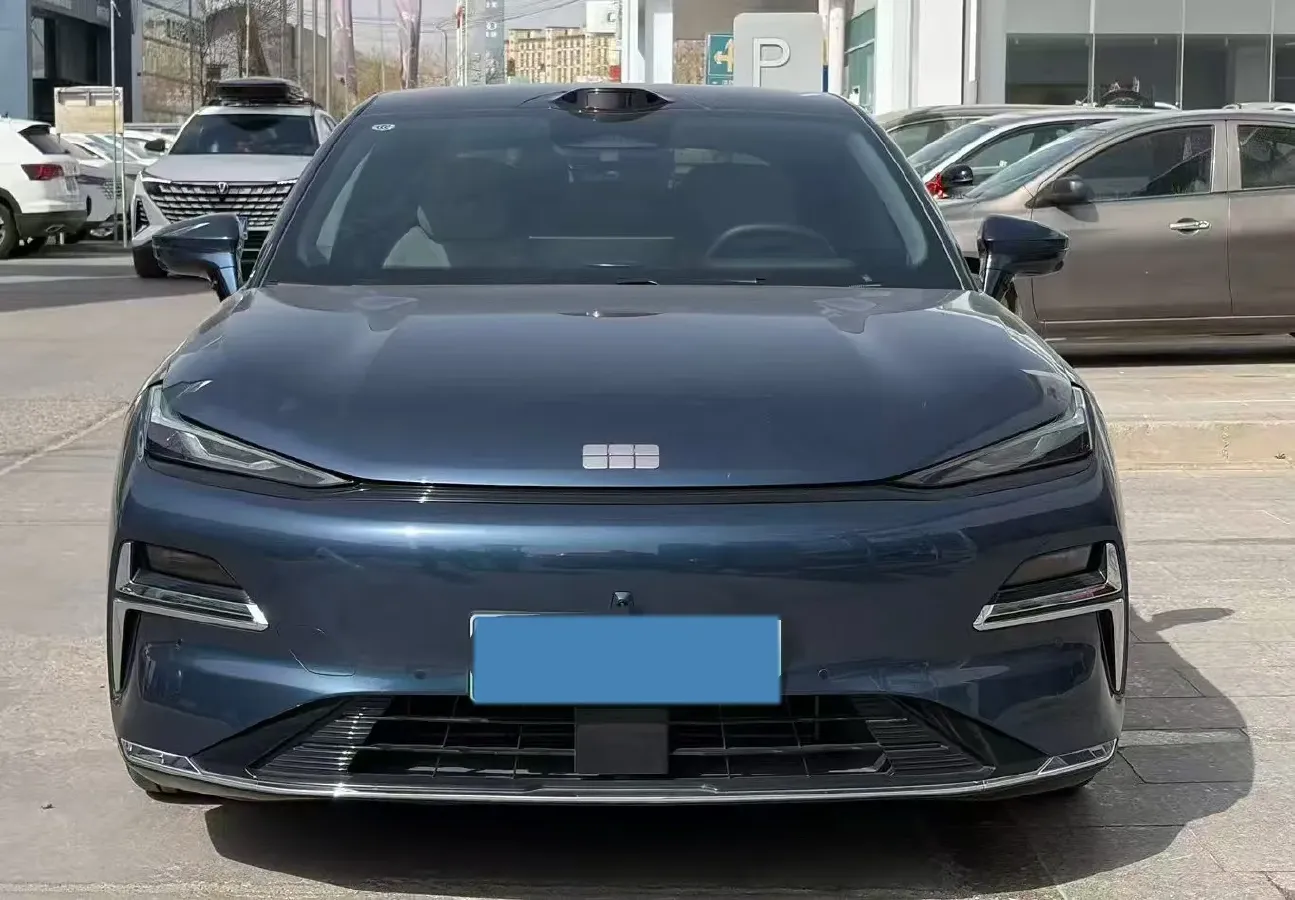 2025 Geely Galaxy Starshine 8 1.5T 163HP L4 3DHT PHEV 27.69KWH,autocango,china used car exporter,china ev exporter,chinese used car exporter,chinese used ev exporter