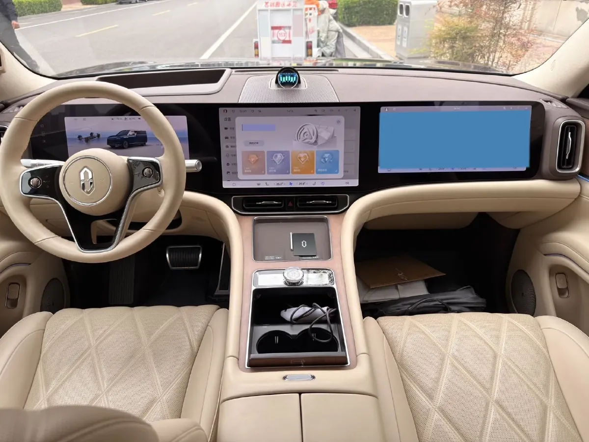 2025 AITO AITO M9 REEV 160HP REEV 52KWH,autocango,china used car exporter,china ev exporter,chinese used car exporter,chinese used ev exporter