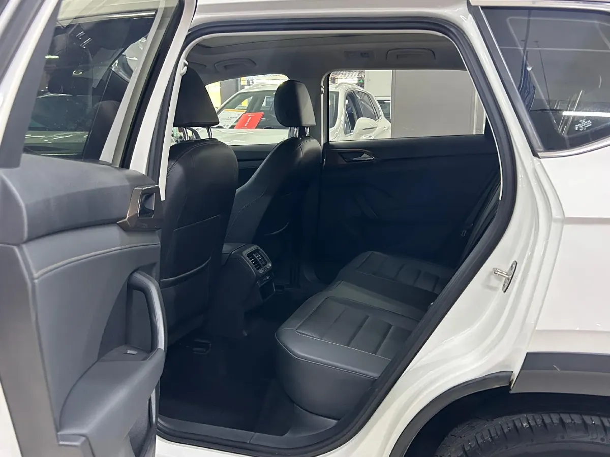 2022 Volkswagen Tharu 1.4T 150HP L4 7DCT,autocango,china used car exporter,china ev exporter,chinese used car exporter,chinese used ev exporter