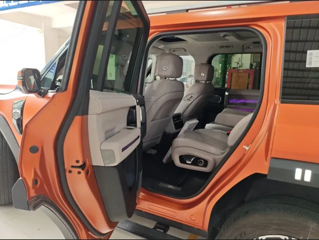 2025 Jetour Zongheng G700 2.0T 211HP L4 2DHT PHEV,autocango,china used car exporter,china ev exporter,chinese used car exporter,chinese used ev exporter