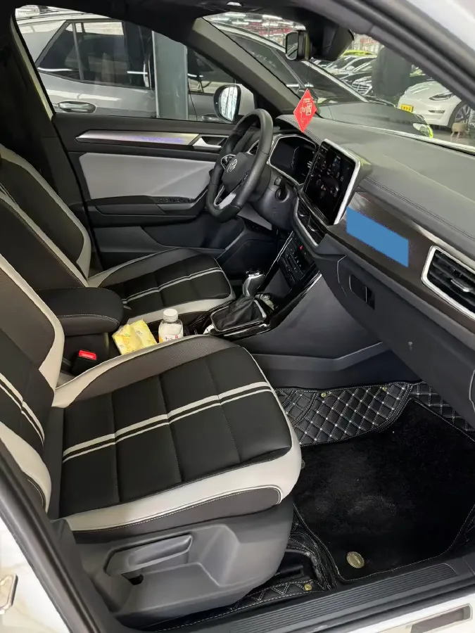 2023 Volkswagen T-Roc 1.5T 160HP L4 7DCT,autocango,china used car exporter,china ev exporter,chinese used car exporter,chinese used ev exporter