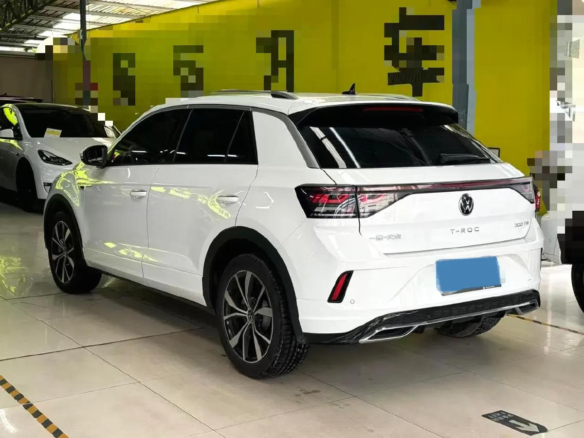 2023 Volkswagen T-Roc 1.5T 160HP L4 7DCT,autocango,china used car exporter,china ev exporter,chinese used car exporter,chinese used ev exporter
