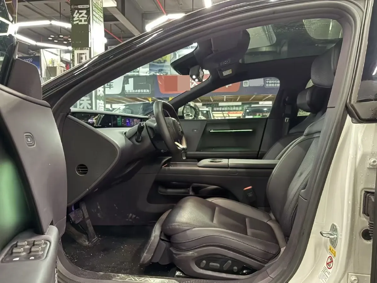 2025 Avatr 06 BEV,autocango,china used car exporter,china ev exporter,chinese used car exporter,chinese used ev exporter