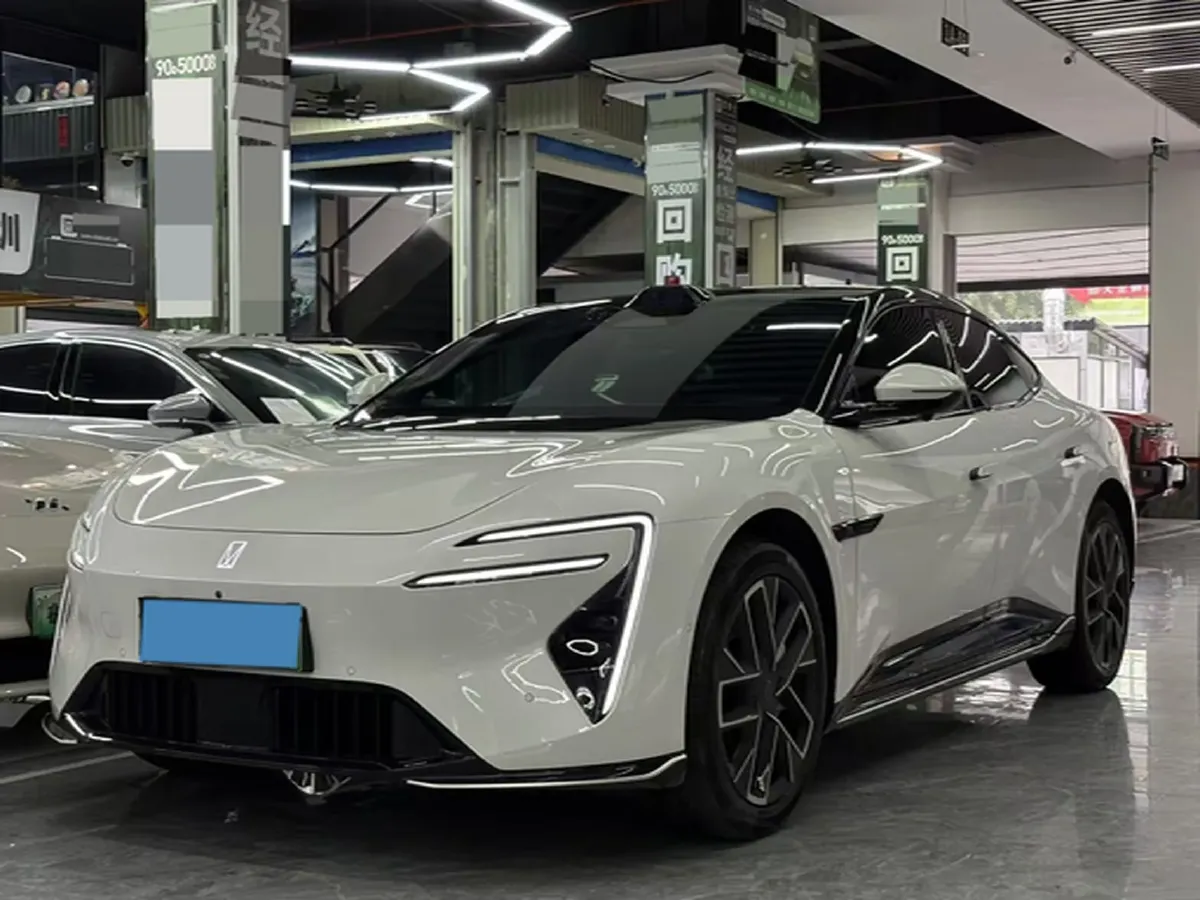 2025 Avatr 06 BEV,autocango,china used car exporter,china ev exporter,chinese used car exporter,chinese used ev exporter