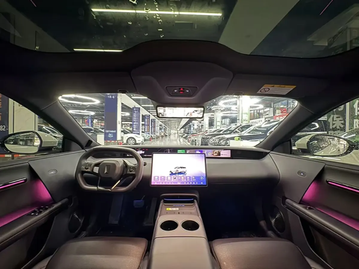 2025 Avatr 06 BEV,autocango,china used car exporter,china ev exporter,chinese used car exporter,chinese used ev exporter