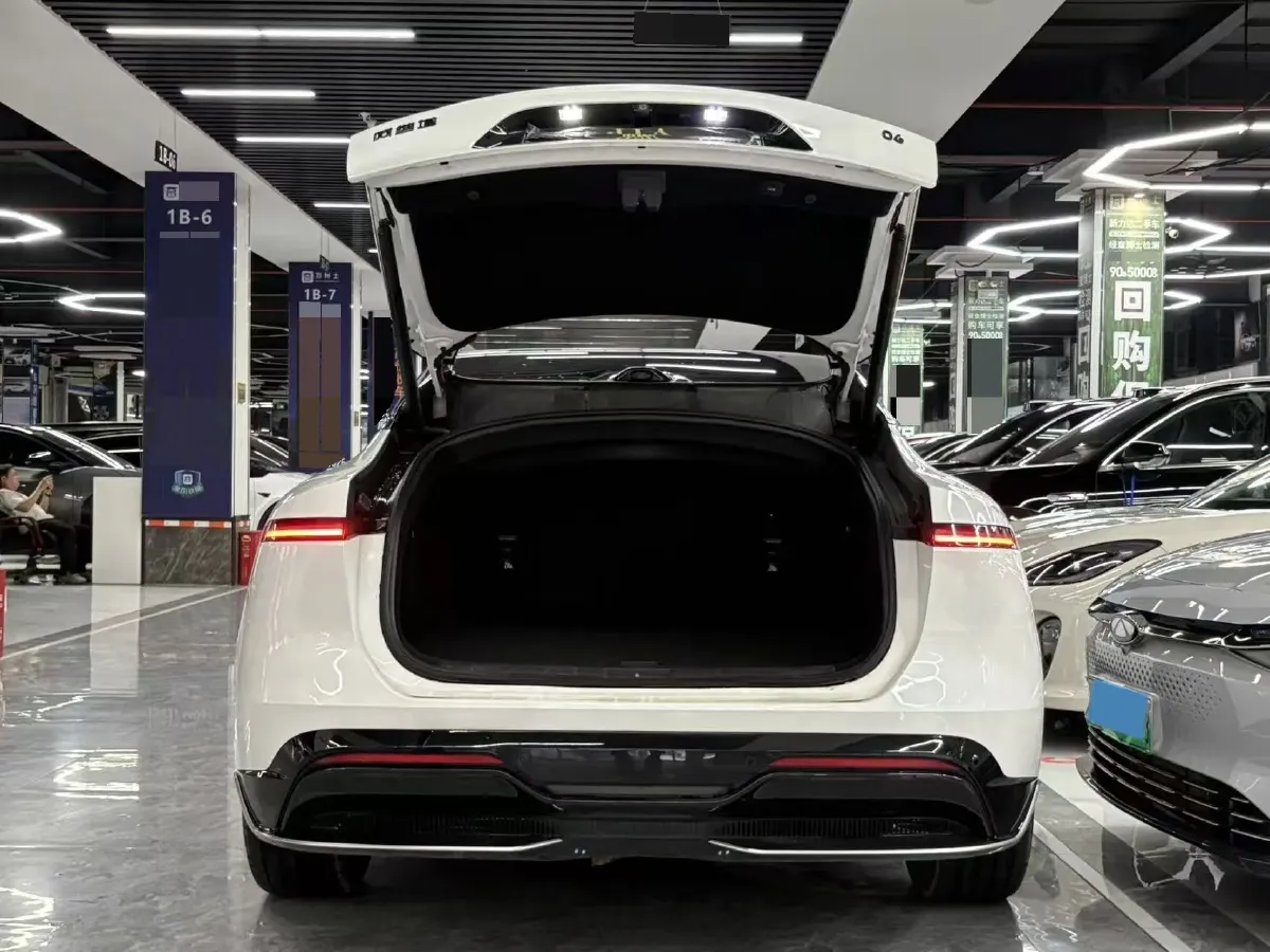 2025 Avatr 06 BEV,autocango,china used car exporter,china ev exporter,chinese used car exporter,chinese used ev exporter