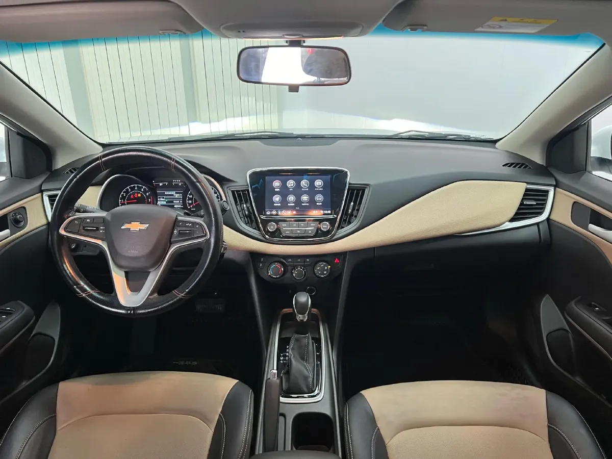 2022 Chevrolet Monza 1.5L 113HP L4 6AT,autocango,china used car exporter,china ev exporter,chinese used car exporter,chinese used ev exporter