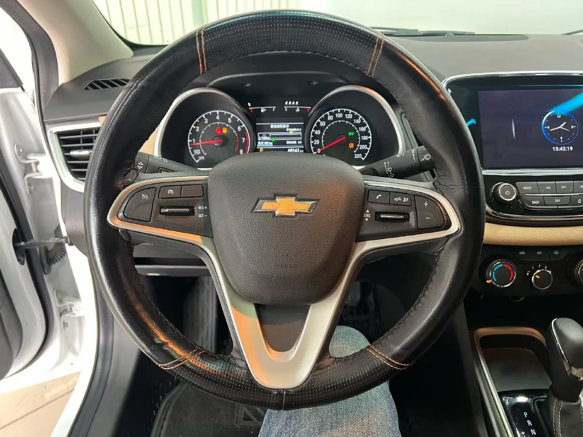 2022 Chevrolet Monza 1.5L 113HP L4 6AT,autocango,china used car exporter,china ev exporter,chinese used car exporter,chinese used ev exporter