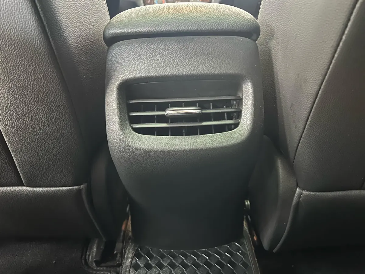 2022 Chevrolet Monza 1.5L 113HP L4 6AT,autocango,china used car exporter,china ev exporter,chinese used car exporter,chinese used ev exporter