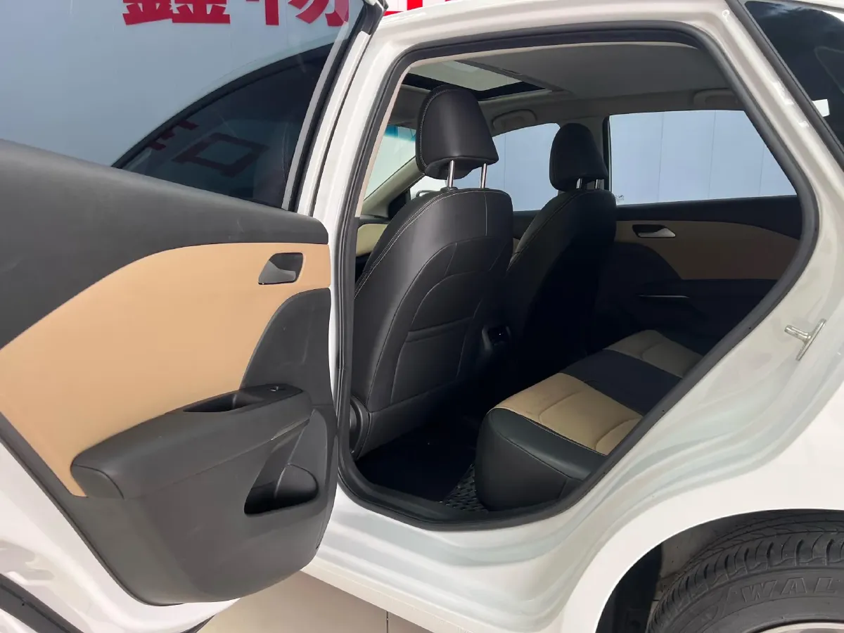 2022 Chevrolet Monza 1.5L 113HP L4 6AT,autocango,china used car exporter,china ev exporter,chinese used car exporter,chinese used ev exporter