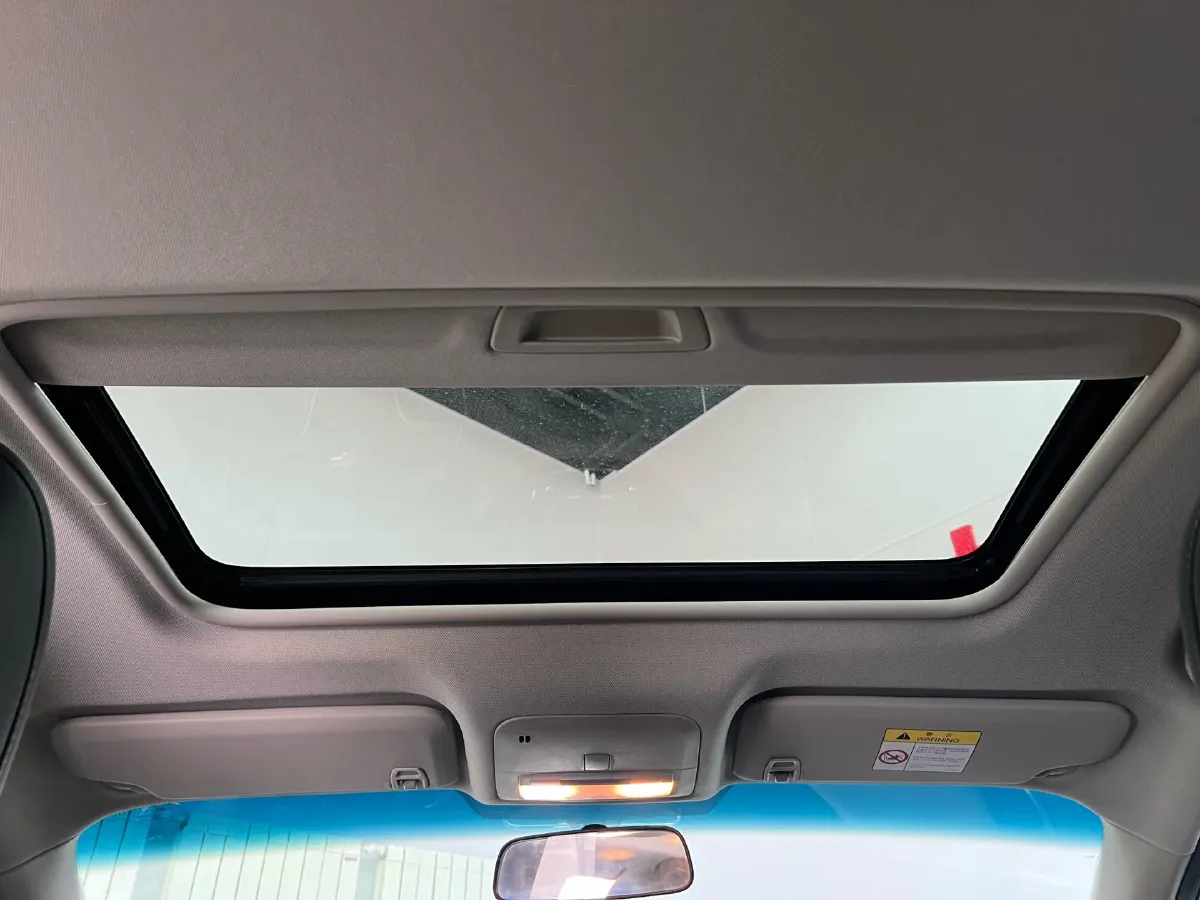 2022 Chevrolet Monza 1.5L 113HP L4 6AT,autocango,china used car exporter,china ev exporter,chinese used car exporter,chinese used ev exporter