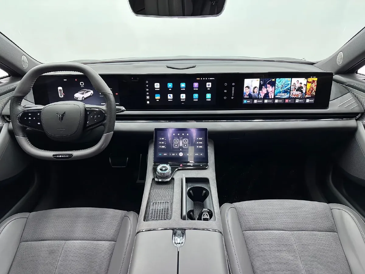 2024 Voyah ZhuiGuang 1.5T 136HP L4 PHEV 43KWH,autocango,china used car exporter,china ev exporter,chinese used car exporter,chinese used ev exporter