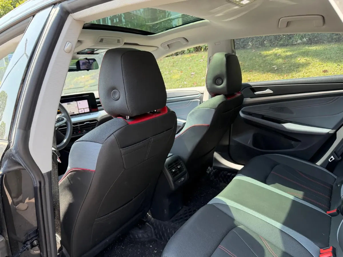 2023 Volkswagen Lamando 1.4T 150HP L4 7DCT,autocango,china used car exporter,china ev exporter,chinese used car exporter,chinese used ev exporter