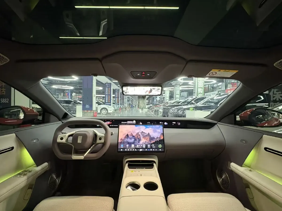 2025 Avatr 06 REEV 156HP REEV,autocango,china used car exporter,china ev exporter,chinese used car exporter,chinese used ev exporter