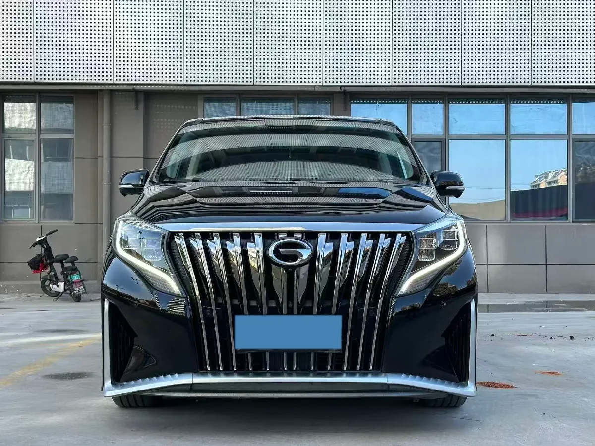 2021 GAC Trumpchi M8 2.0T 252HP L4 8AT,autocango,china used car exporter,china ev exporter,chinese used car exporter,chinese used ev exporter