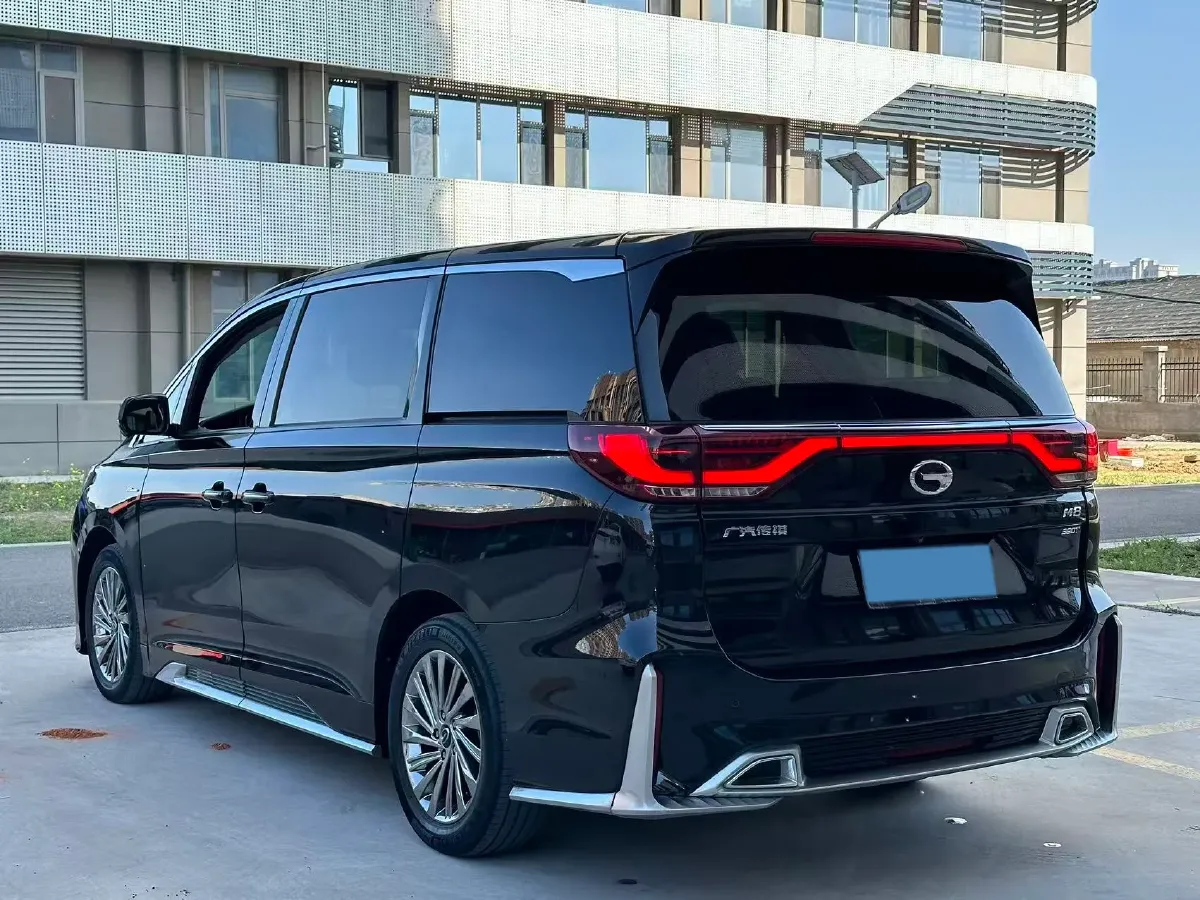 2021 GAC Trumpchi M8 2.0T 252HP L4 8AT,autocango,china used car exporter,china ev exporter,chinese used car exporter,chinese used ev exporter