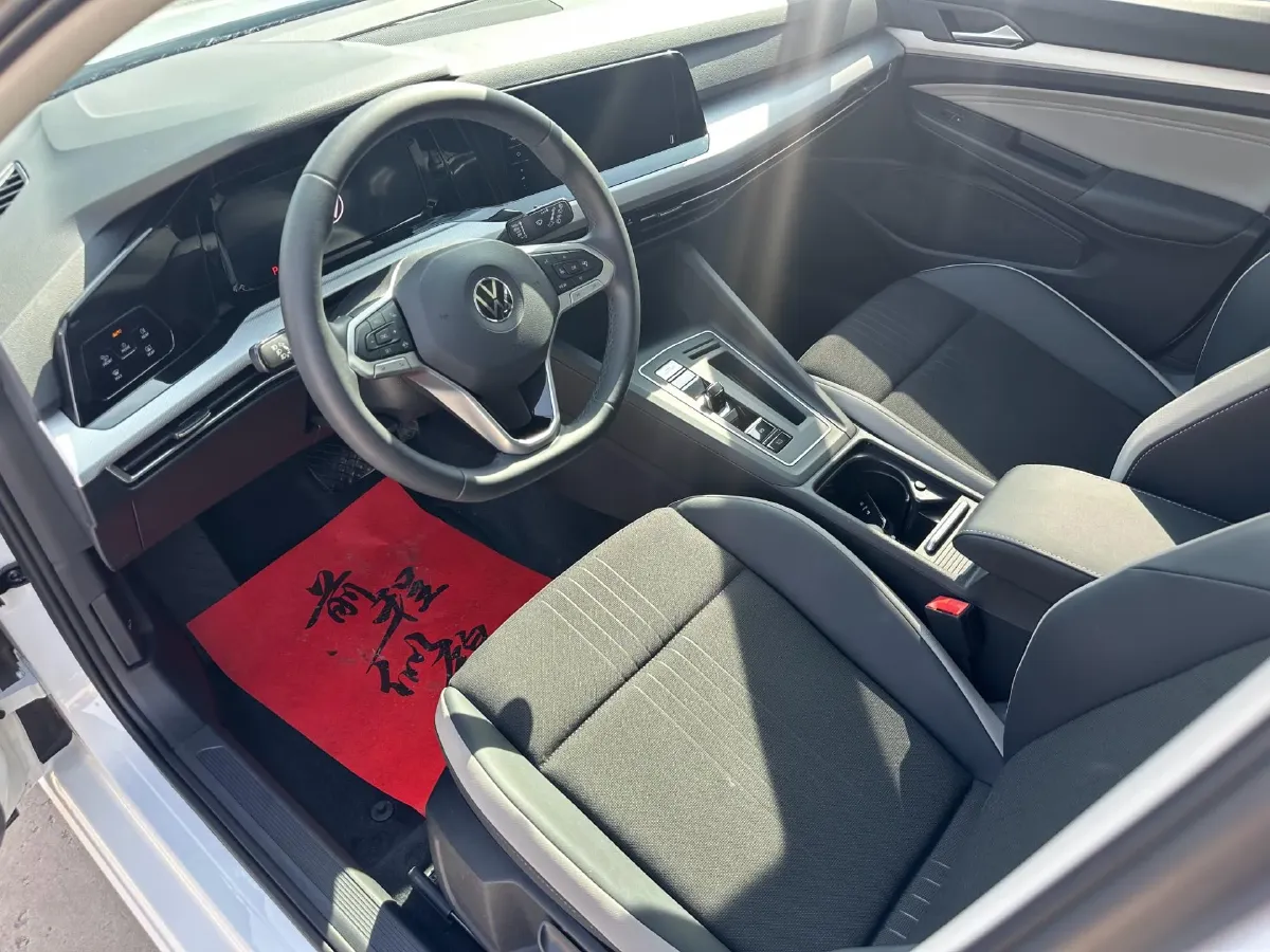 2023 Volkswagen Golf 1.4T 150HP L4 7DCT,autocango,china used car exporter,china ev exporter,chinese used car exporter,chinese used ev exporter