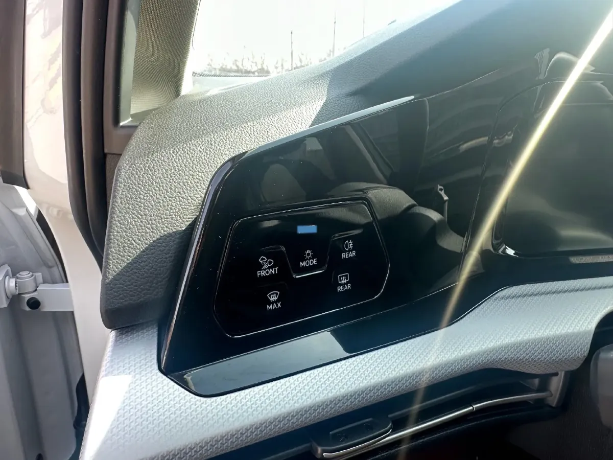 2023 Volkswagen Golf 1.4T 150HP L4 7DCT,autocango,china used car exporter,china ev exporter,chinese used car exporter,chinese used ev exporter