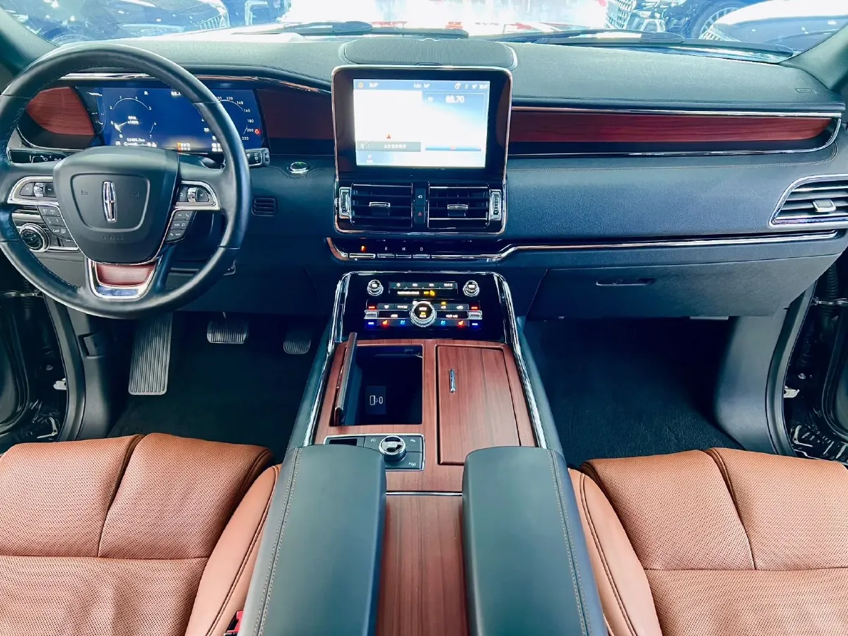 2020 Lincoln Navigator 3.5T 388HP V6 10AT,autocango,china used car exporter,china ev exporter,chinese used car exporter,chinese used ev exporter