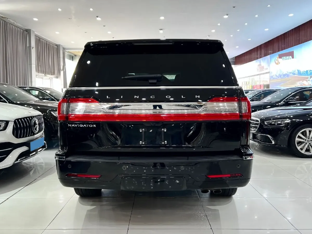 2020 Lincoln Navigator 3.5T 388HP V6 10AT,autocango,china used car exporter,china ev exporter,chinese used car exporter,chinese used ev exporter