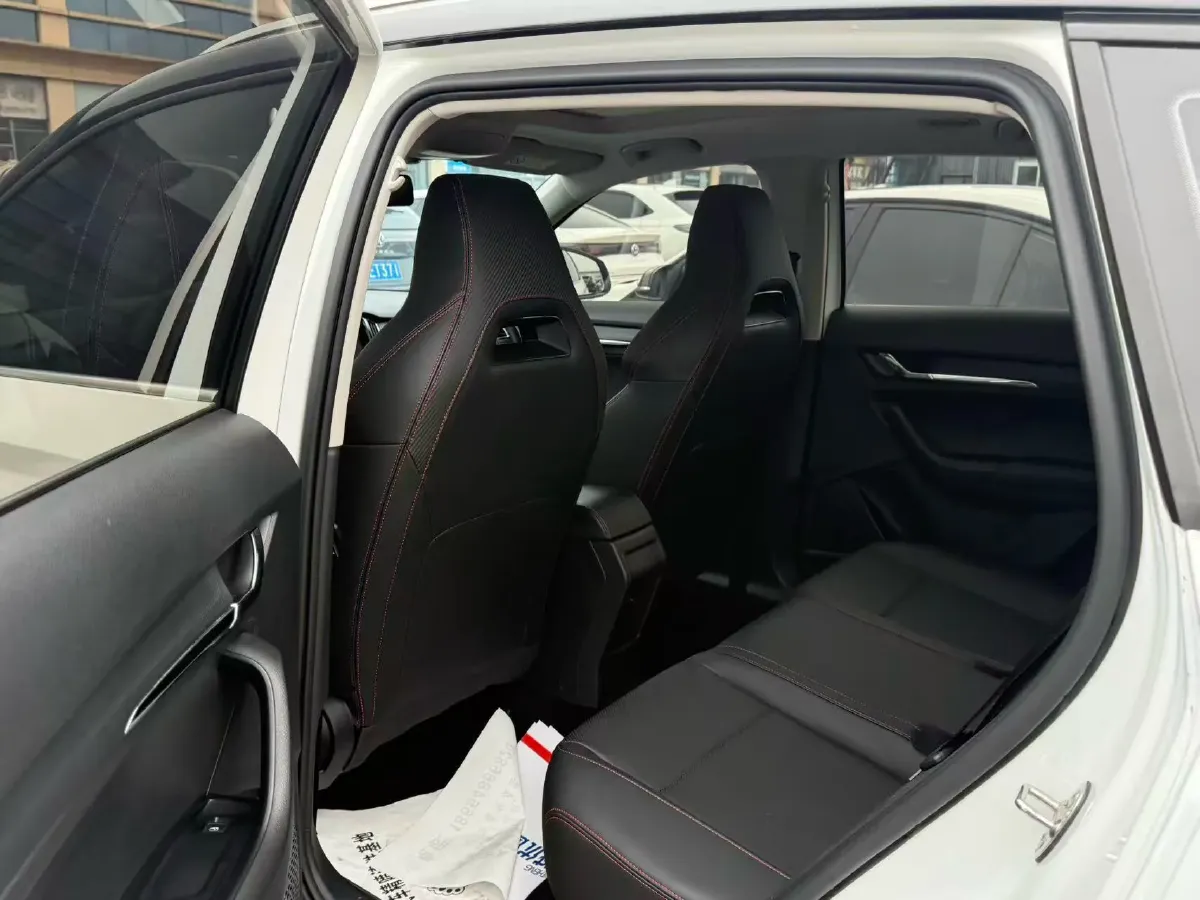 2023 Skoda Kamiq 1.5L 109HP L4 6AT,autocango,china used car exporter,china ev exporter,chinese used car exporter,chinese used ev exporter