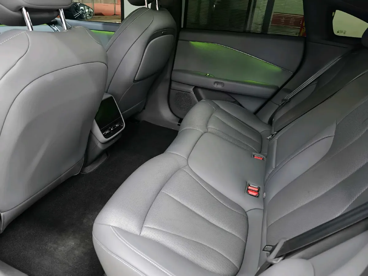 2024 Xpeng P7+ BEV 60.7KWH,autocango,china used car exporter,china ev exporter,chinese used car exporter,chinese used ev exporter