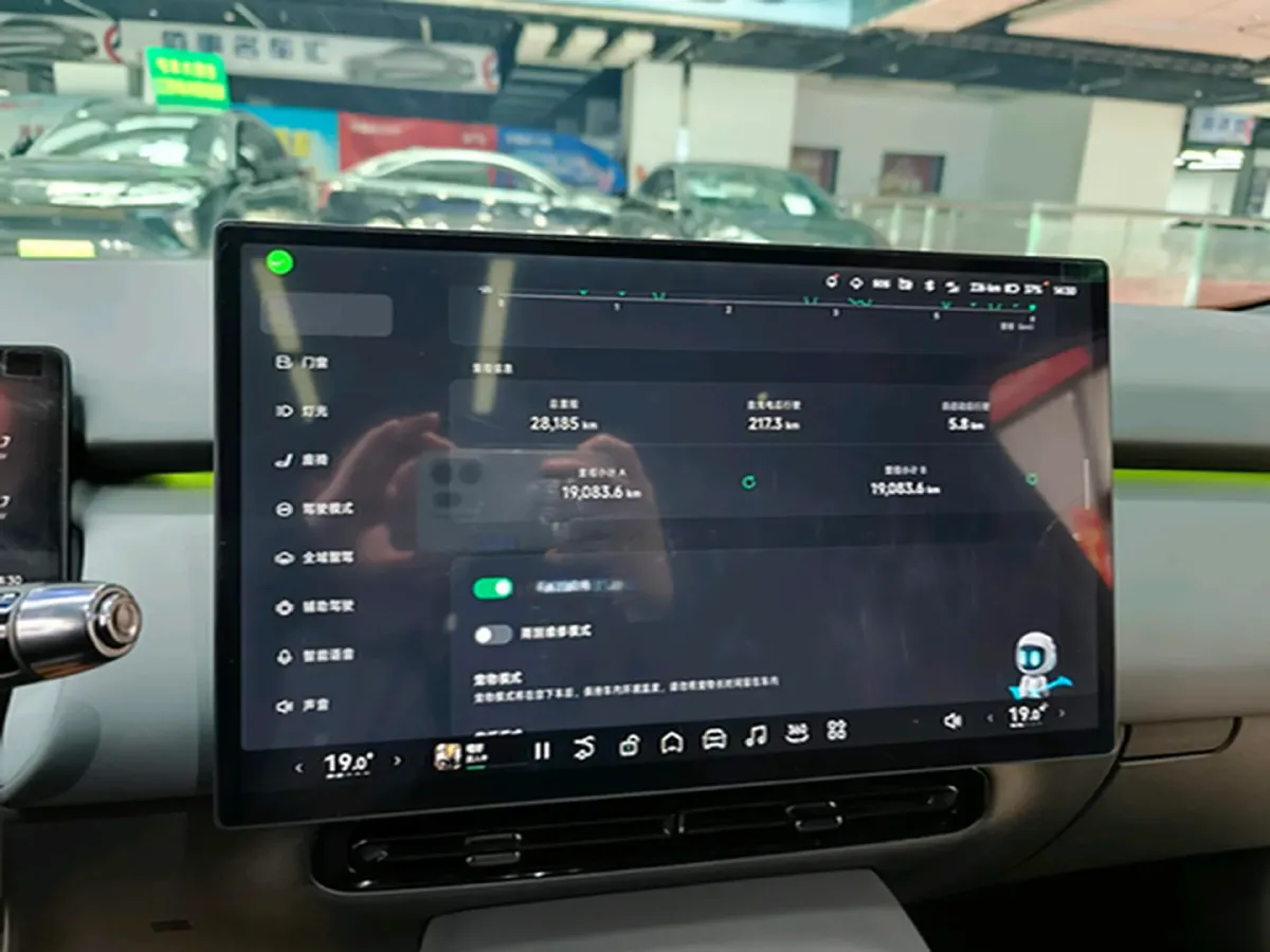 2024 Xpeng P7+ BEV 60.7KWH,autocango,china used car exporter,china ev exporter,chinese used car exporter,chinese used ev exporter