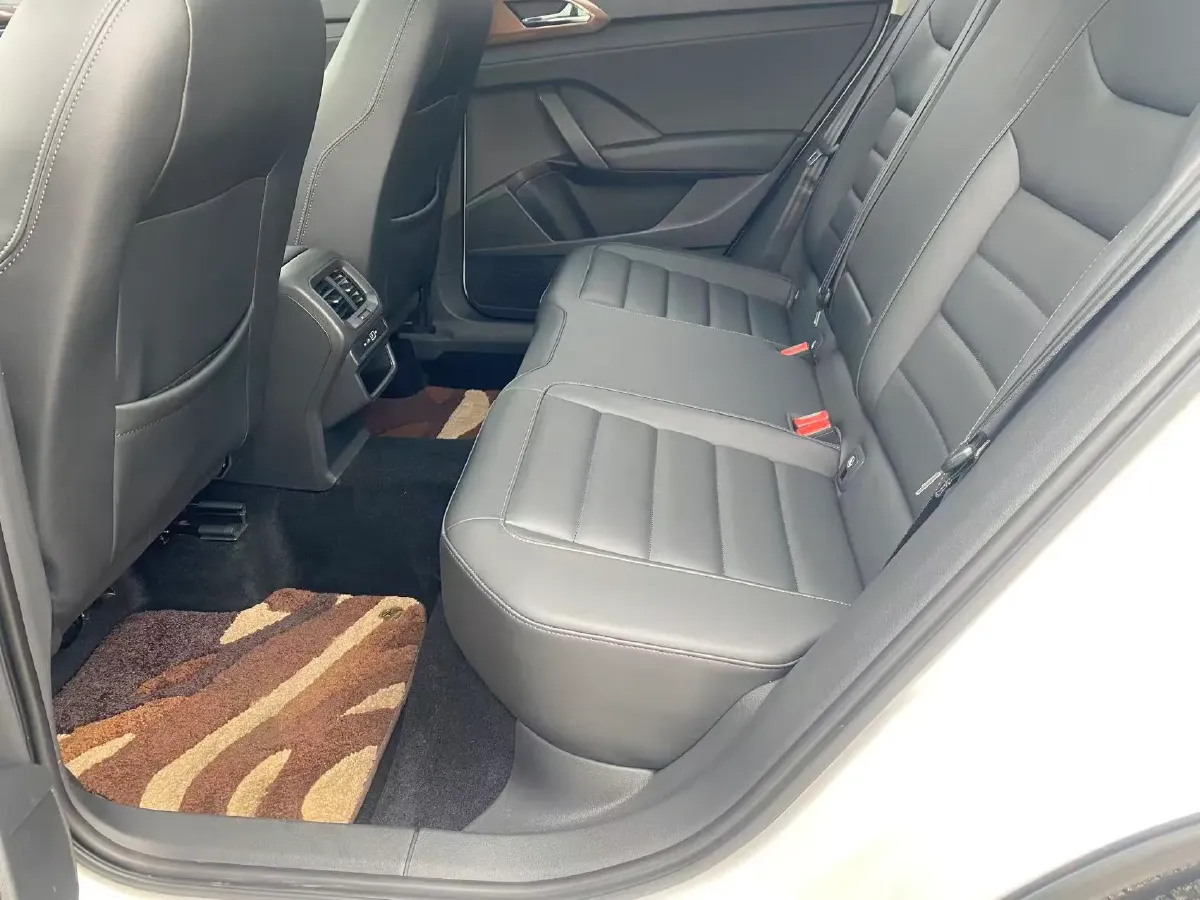 2021 Volkswagen Tharu 1.4T 150HP L4 7DCT,autocango,china used car exporter,china ev exporter,chinese used car exporter,chinese used ev exporter