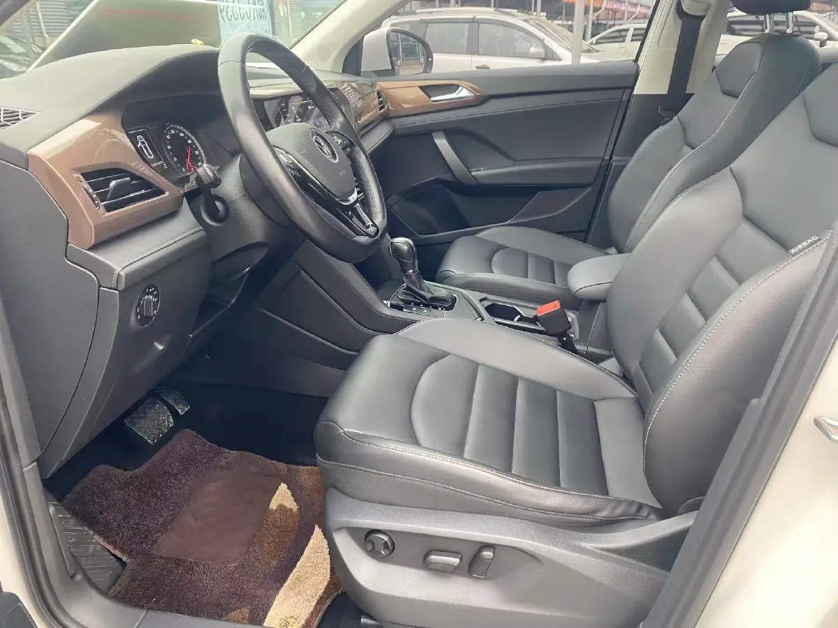 2021 Volkswagen Tharu 1.4T 150HP L4 7DCT,autocango,china used car exporter,china ev exporter,chinese used car exporter,chinese used ev exporter