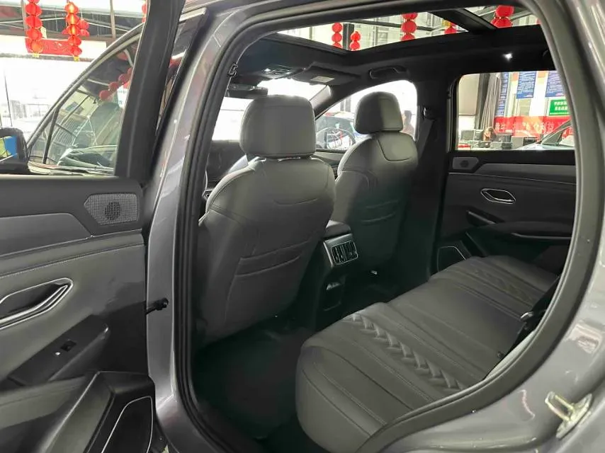 2025 BYD SongL DM-i 1.5L 101HP L4 E-CVT PHEV 26.6KWH,autocango,china used car exporter,china ev exporter,chinese used car exporter,chinese used ev exporter