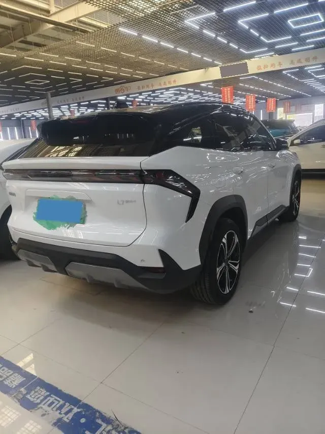 2025 Geely Galaxy L7 1.5L 112HP L4 1DHT PHEV 18.4KWH,autocango,china used car exporter,china ev exporter,chinese used car exporter,chinese used ev exporter