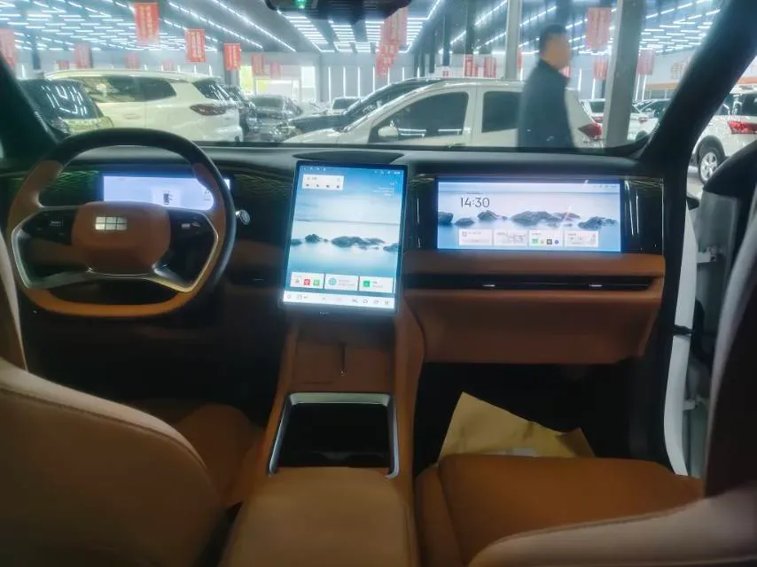 2025 Geely Galaxy L7 1.5L 112HP L4 1DHT PHEV 18.4KWH,autocango,china used car exporter,china ev exporter,chinese used car exporter,chinese used ev exporter