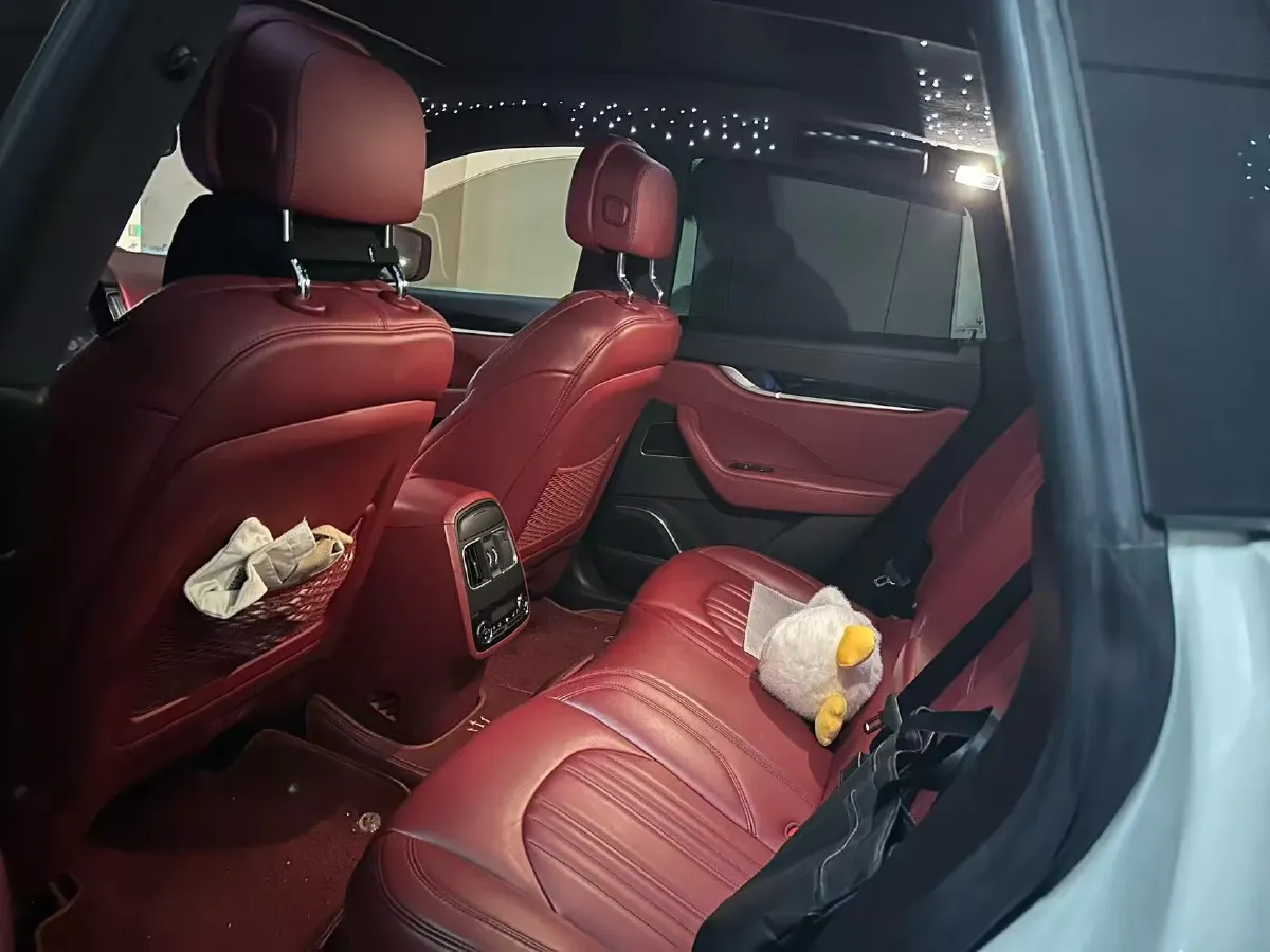 2018 Maserati Levante 3.0T 350HP V6 8AT,autocango,china used car exporter,china ev exporter,chinese used car exporter,chinese used ev exporter