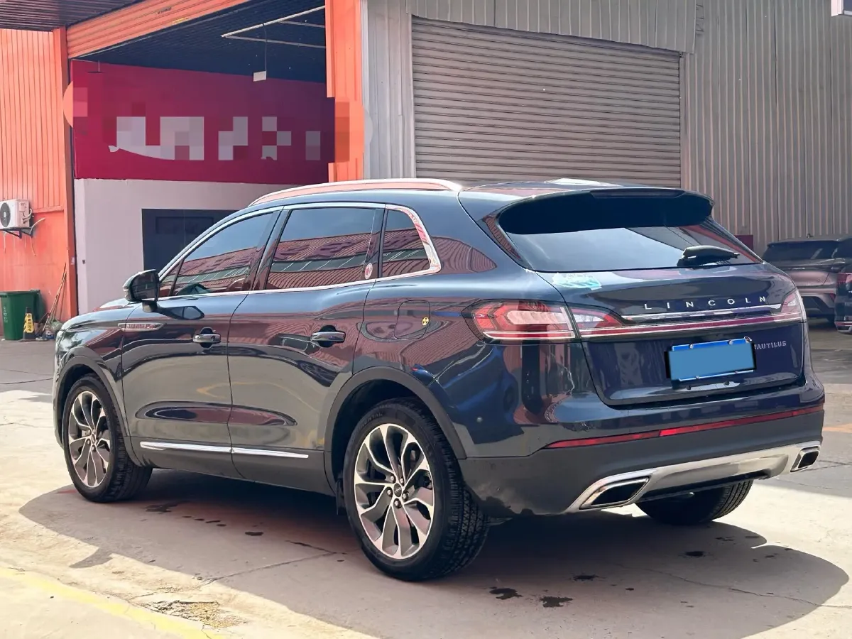 2021 Lincoln Nautilus 2.0T 245HP L4 8AT,autocango,china used car exporter,china ev exporter,chinese used car exporter,chinese used ev exporter