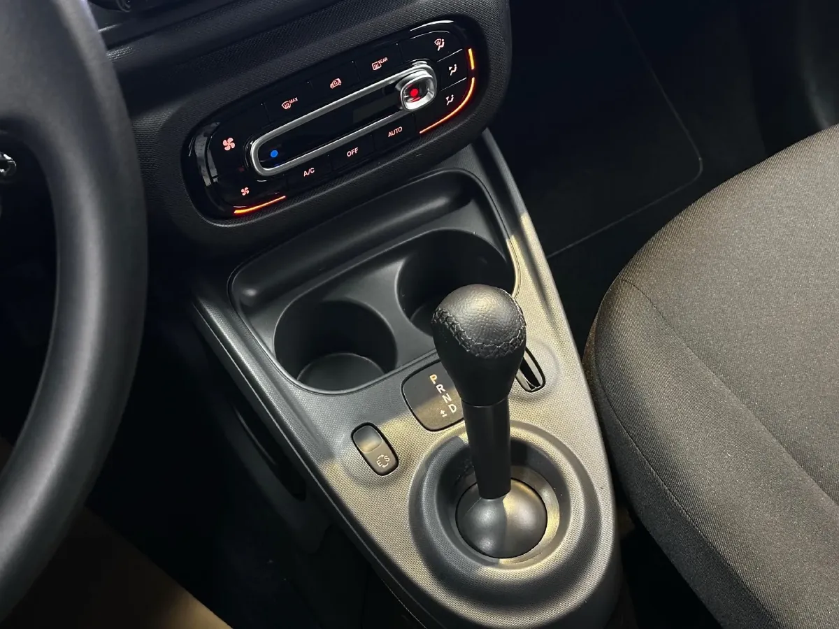 2016 Nissan Sylphy 1.6L 126HP L4 CVT,autocango,china used car exporter,china ev exporter,chinese used car exporter,chinese used ev exporter